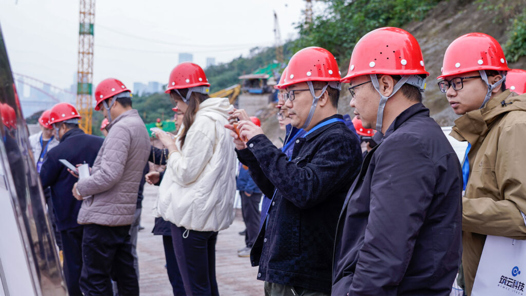 长江北岸（塔子山至金科太阳海岸线） 观摩
